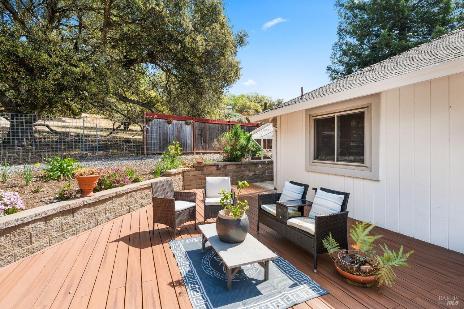 3897 Rock Springs Dr