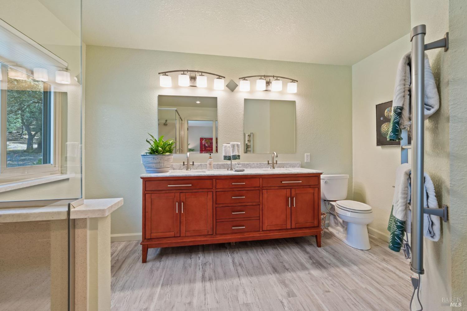 3897 Rock Springs Dr