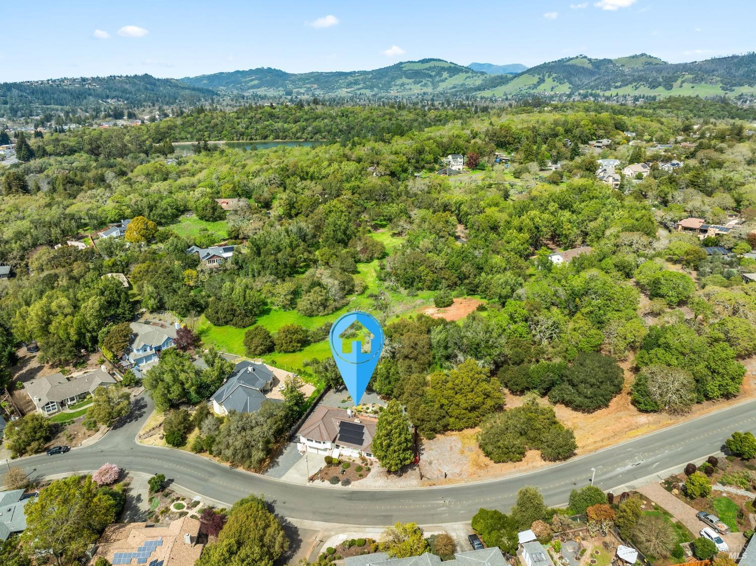 3897 Rock Springs Dr