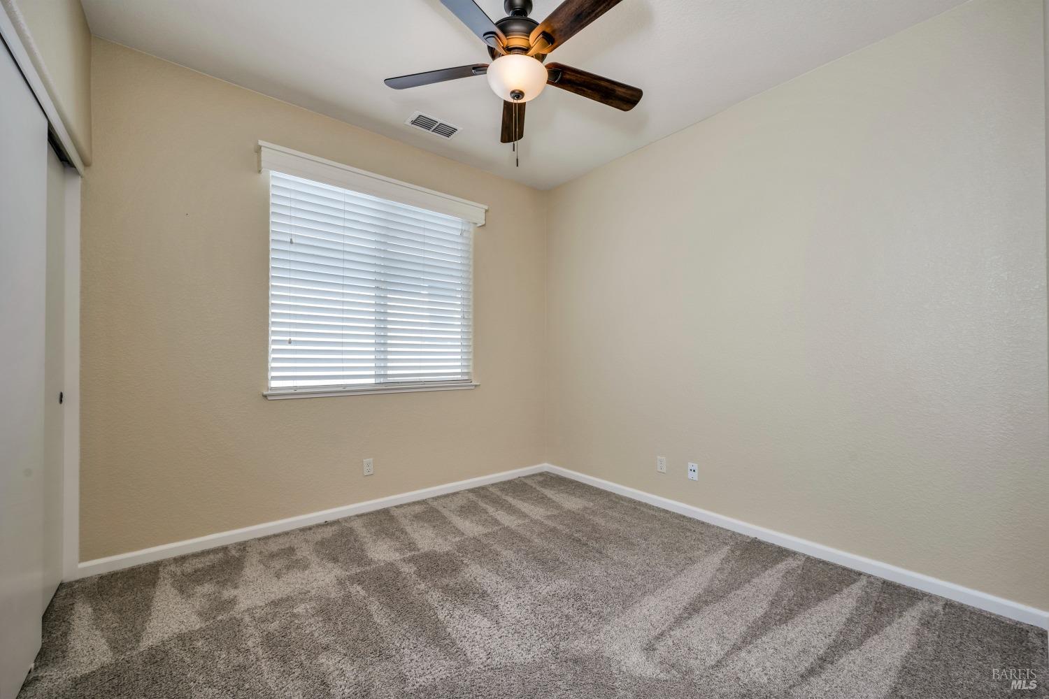 4072 Rickenbacker Dr