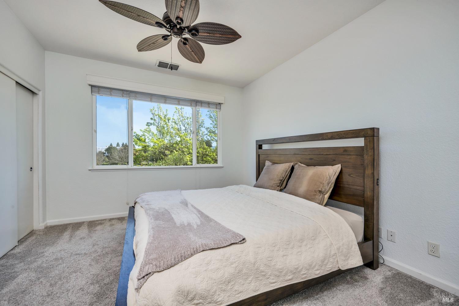 4072 Rickenbacker Dr