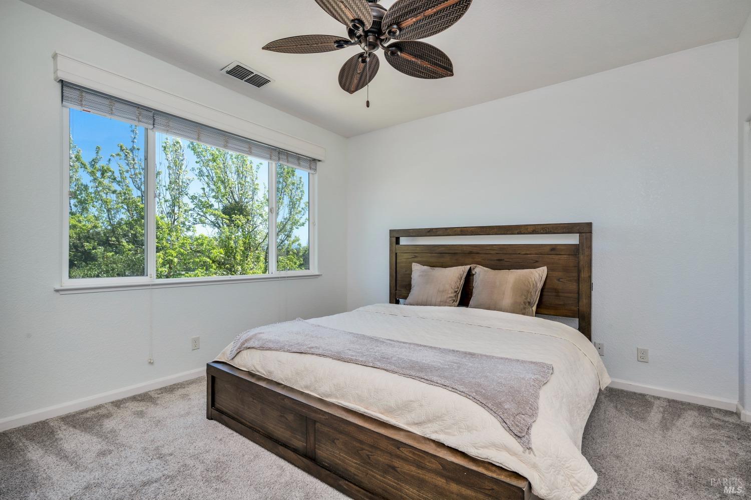 4072 Rickenbacker Dr