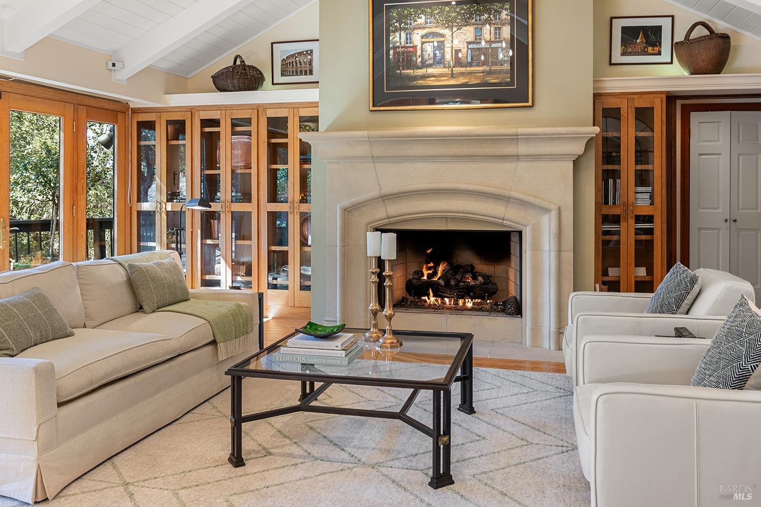 2320 Rancho Cabeza Dr