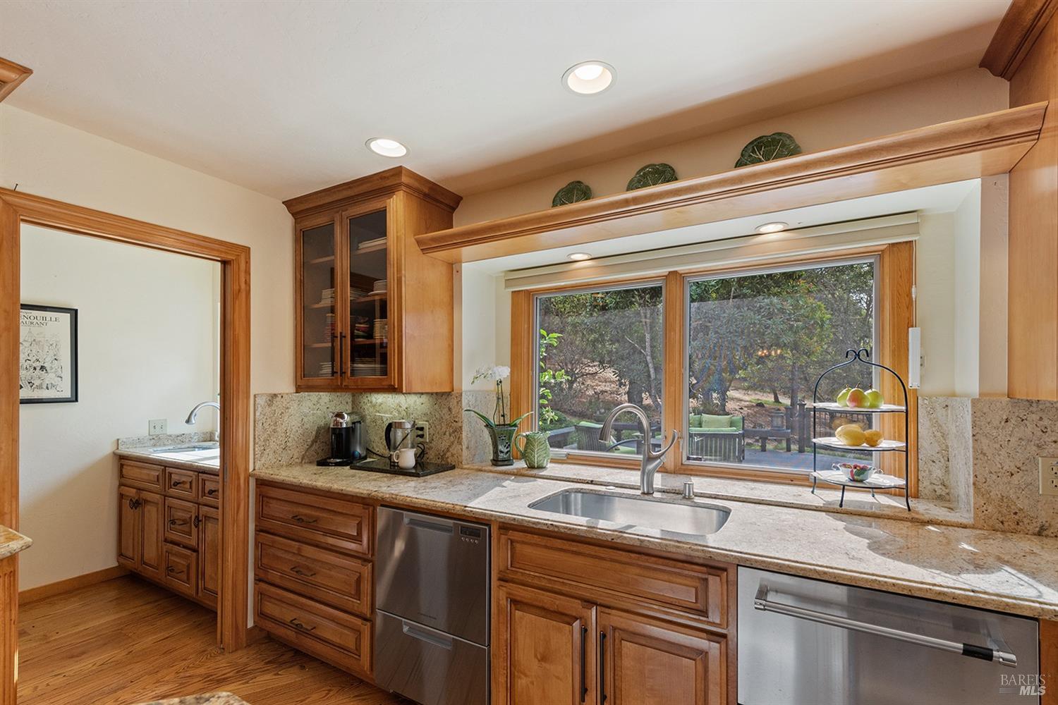 2320 Rancho Cabeza Dr