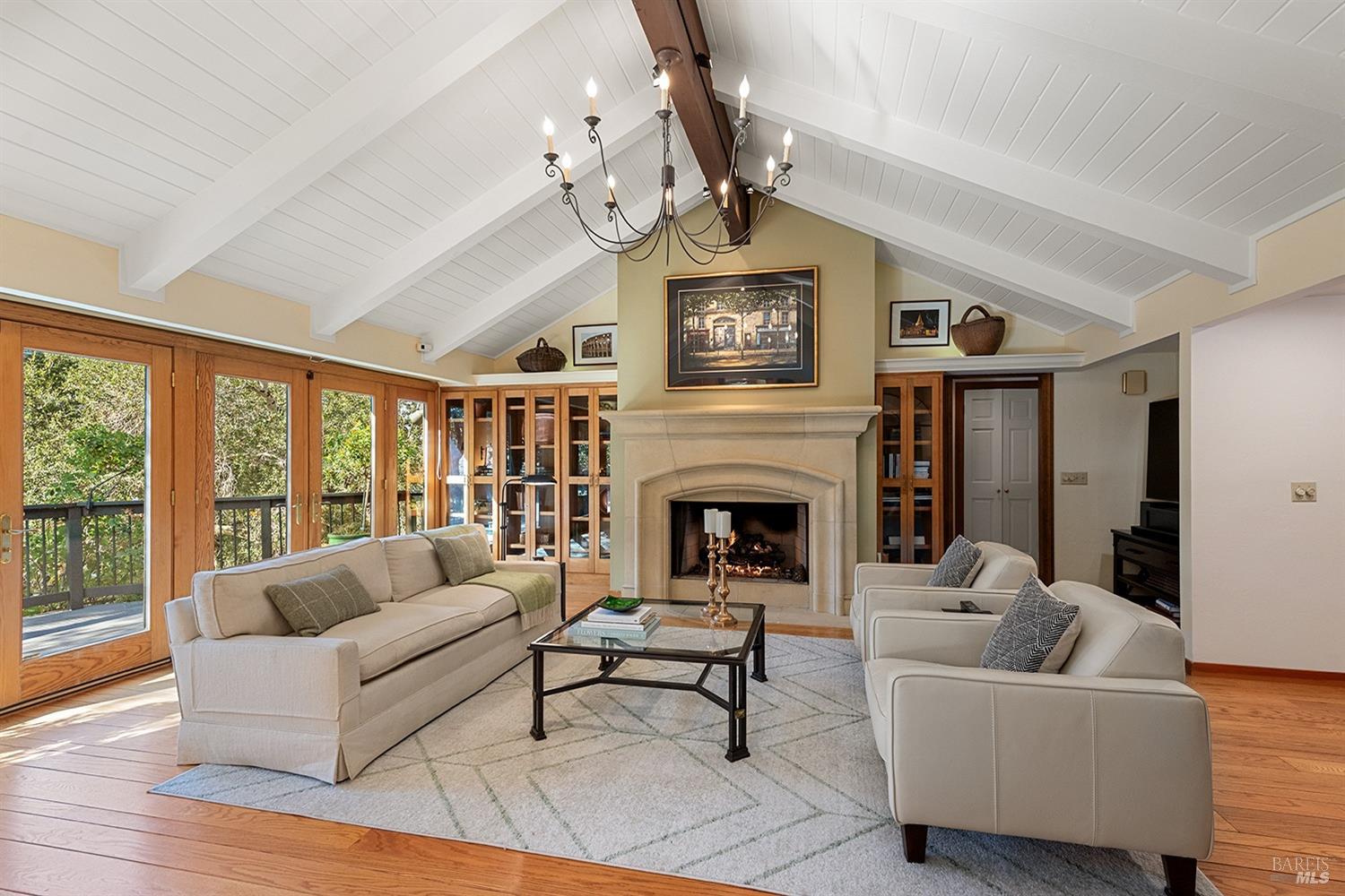 2320 Rancho Cabeza Dr