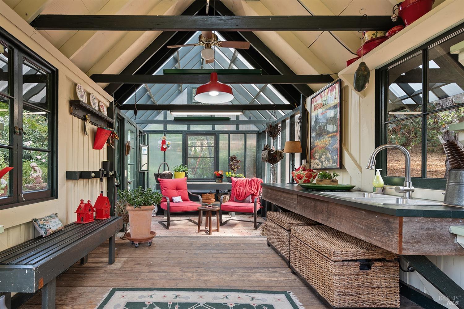 2320 Rancho Cabeza Dr