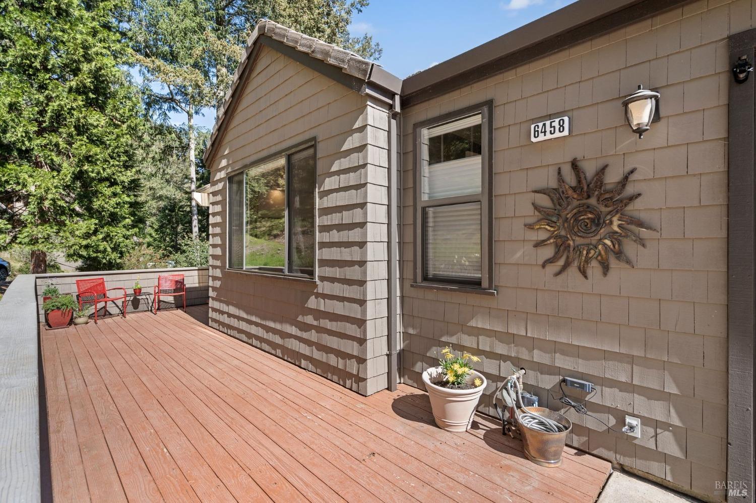 6458 Timber Springs Dr