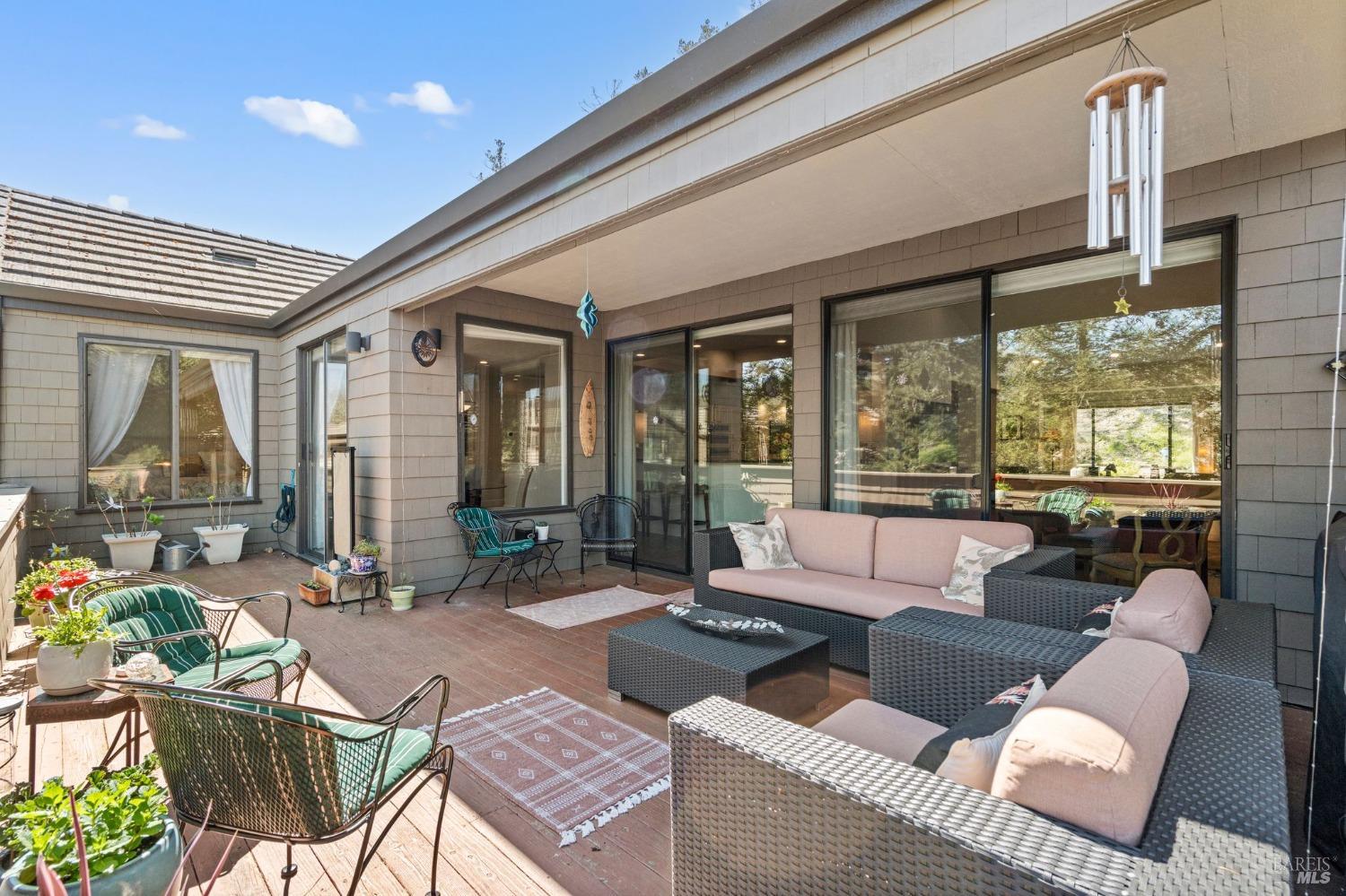 6458 Timber Springs Dr