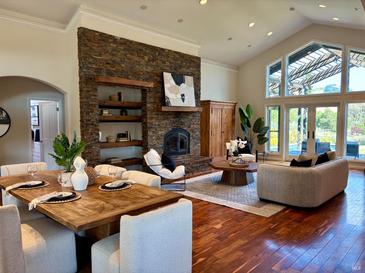 3979 Rolling Oaks Rd