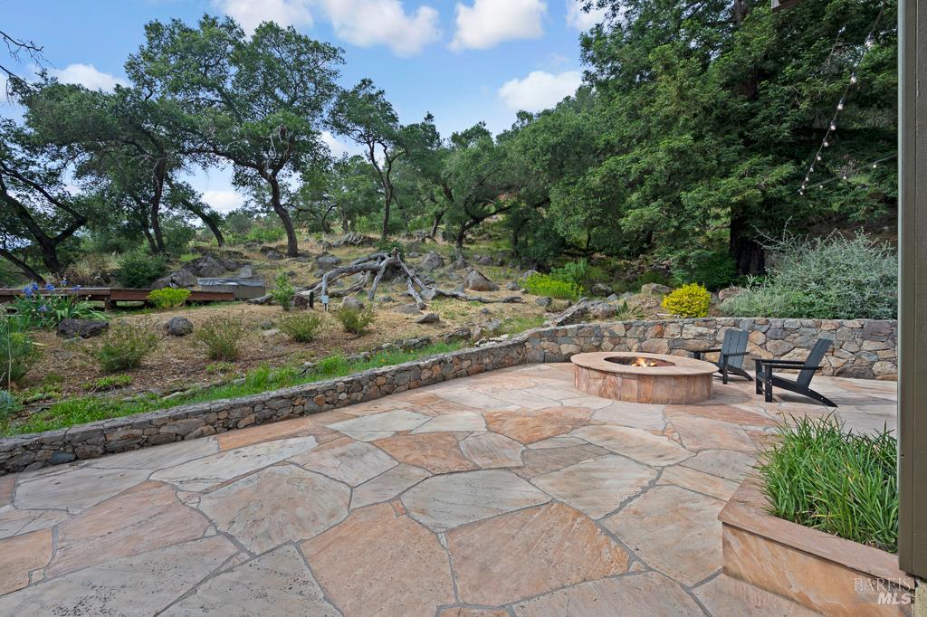 3979 Rolling Oaks Rd