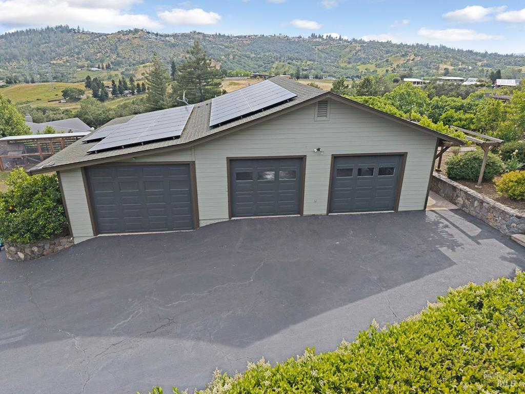 3979 Rolling Oaks Rd