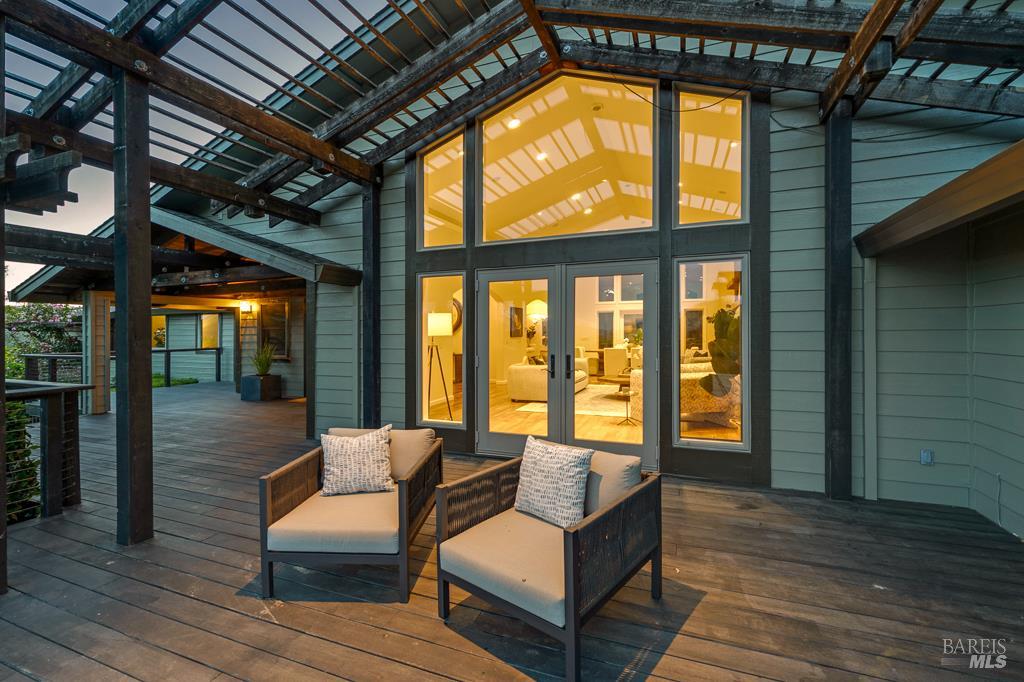 3979 Rolling Oaks Rd