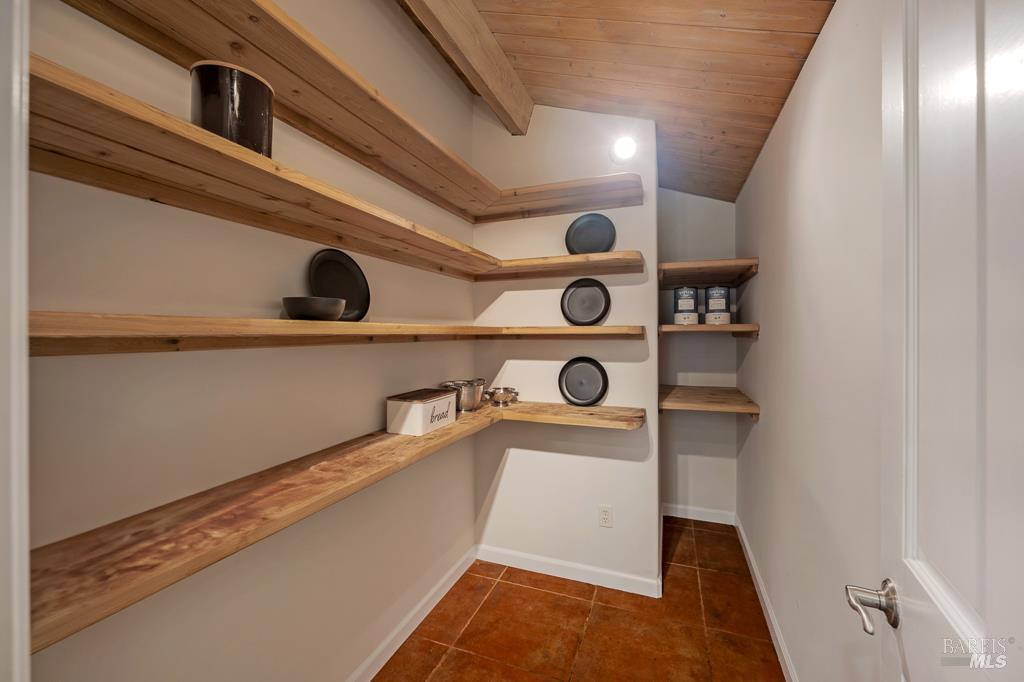 3979 Rolling Oaks Rd