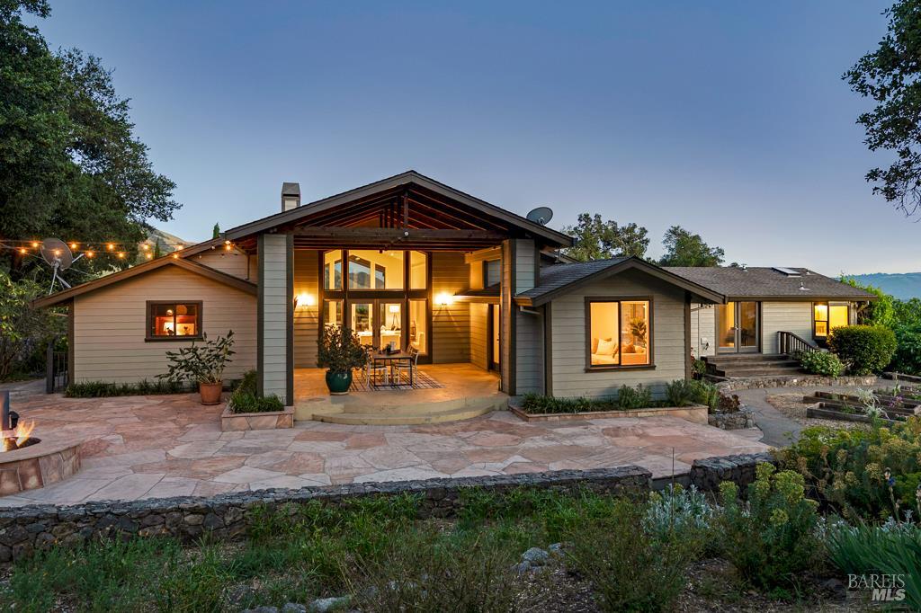 3979 Rolling Oaks Rd