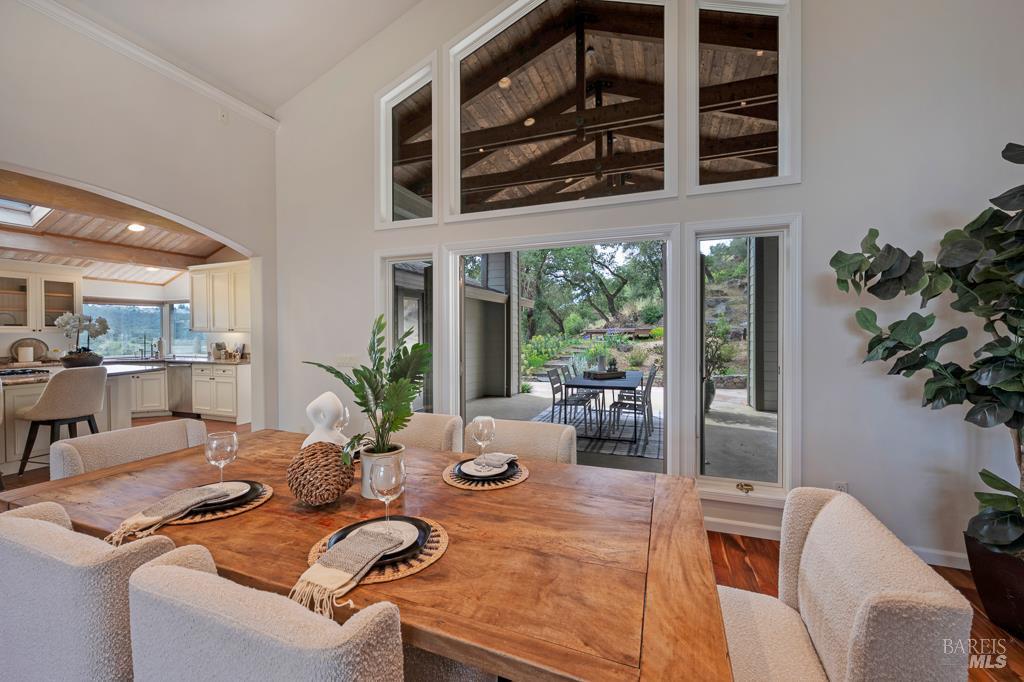 3979 Rolling Oaks Rd