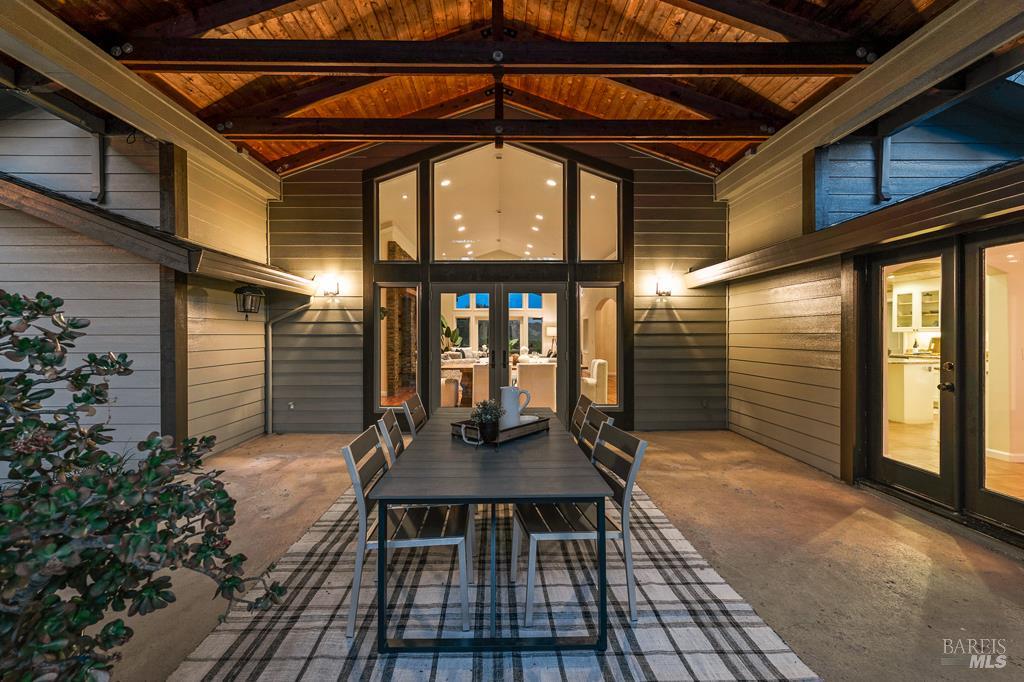 3979 Rolling Oaks Rd