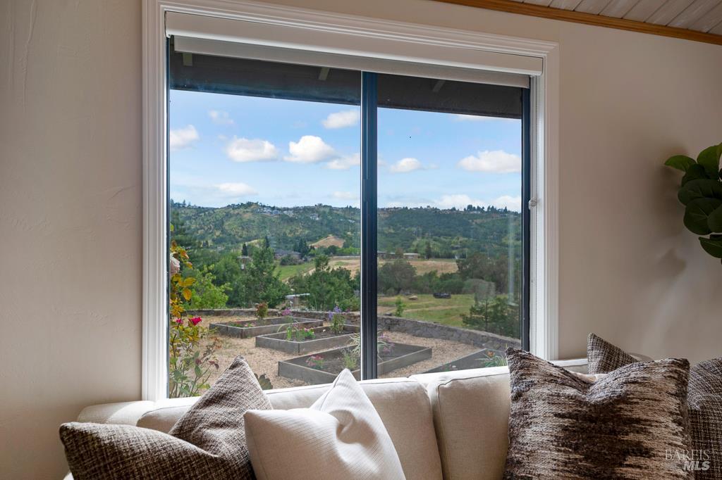 3979 Rolling Oaks Rd