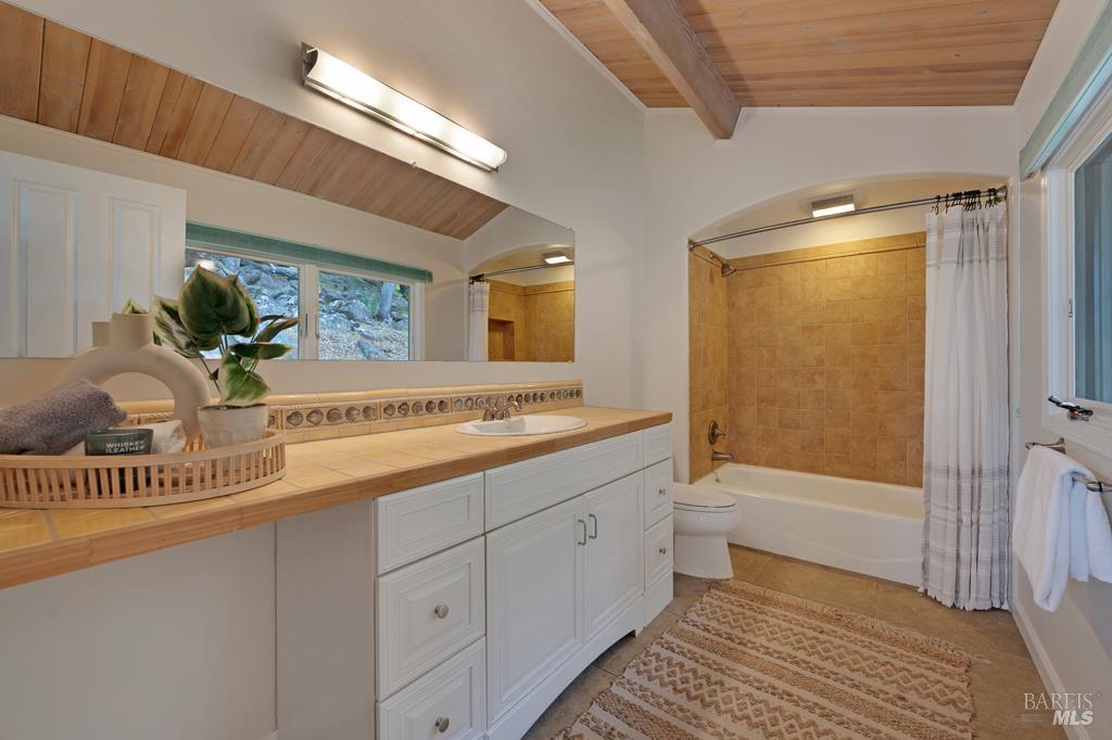 3979 Rolling Oaks Rd