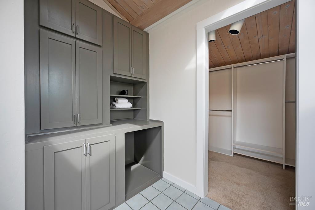 3979 Rolling Oaks Rd