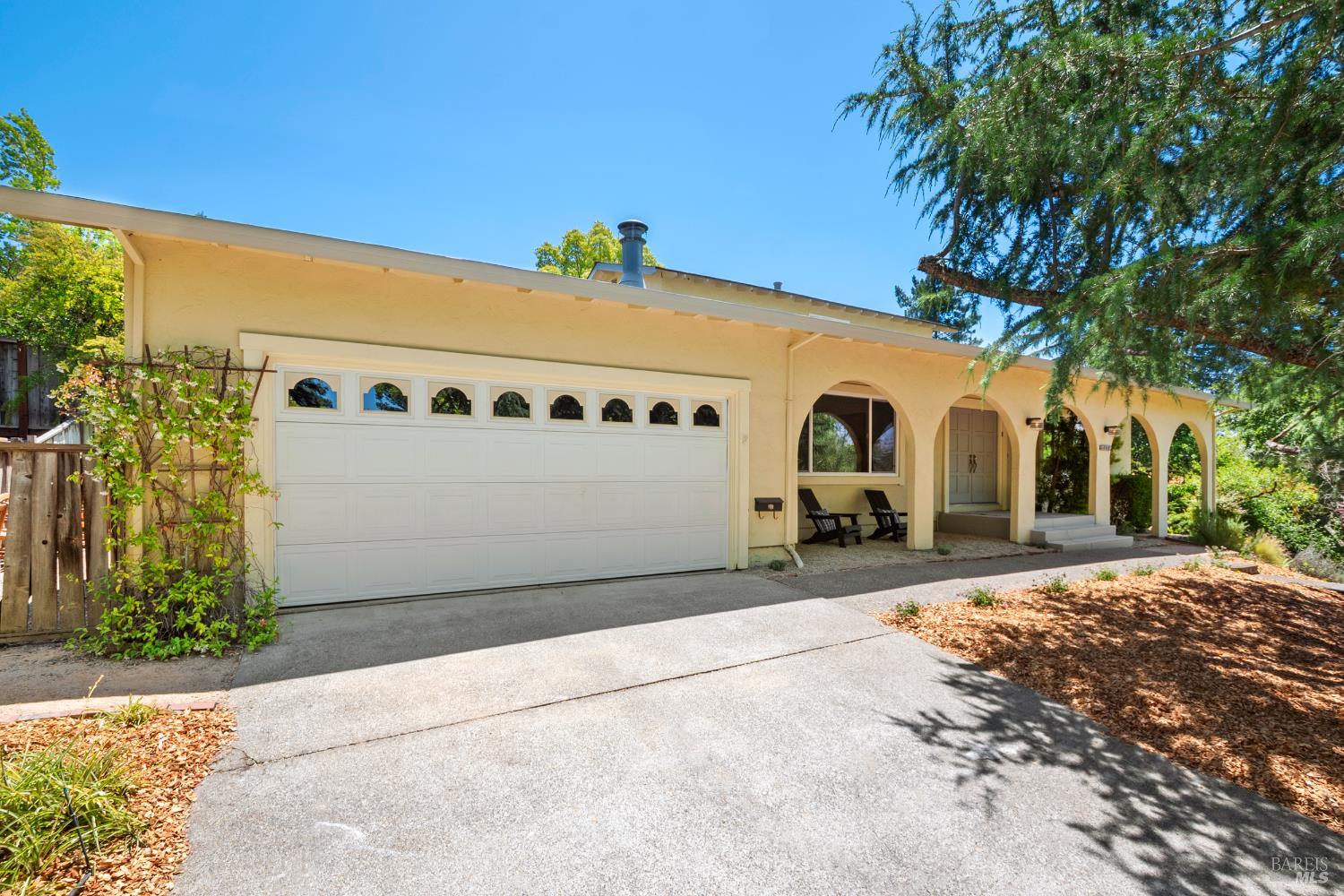 2624 Hidden Valley Dr