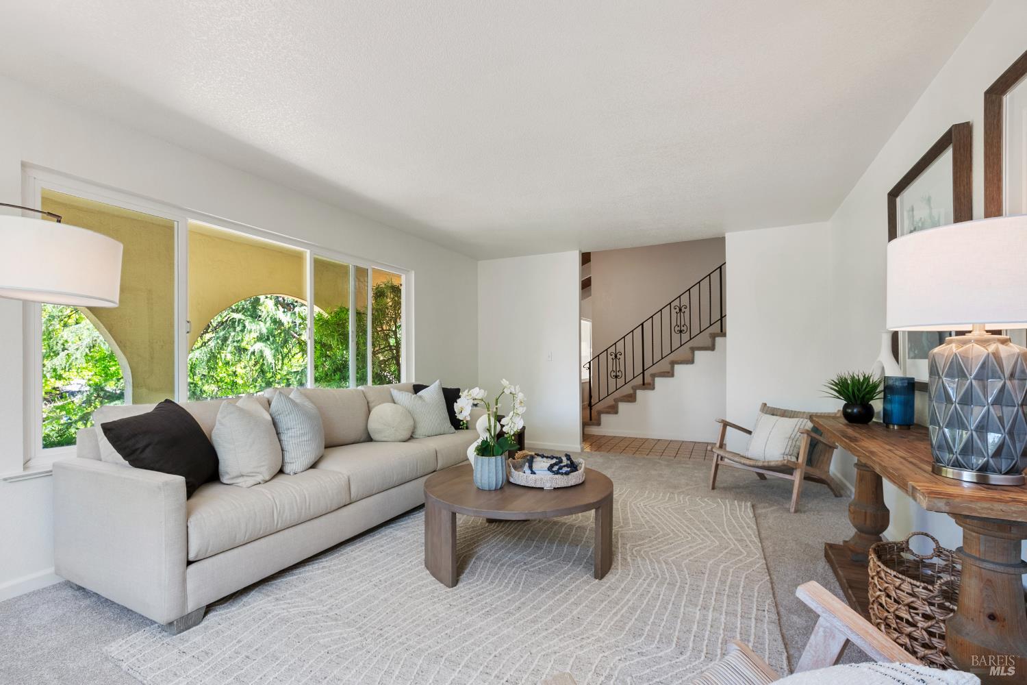 2624 Hidden Valley Dr