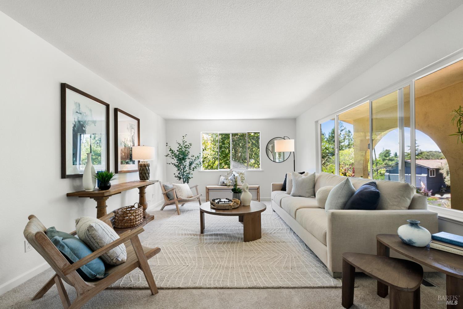 2624 Hidden Valley Dr