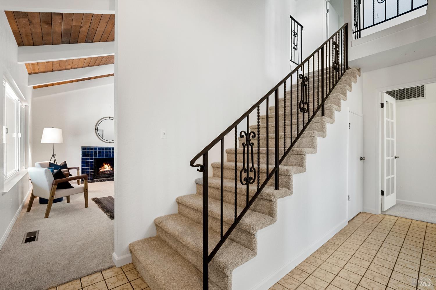 2624 Hidden Valley Dr