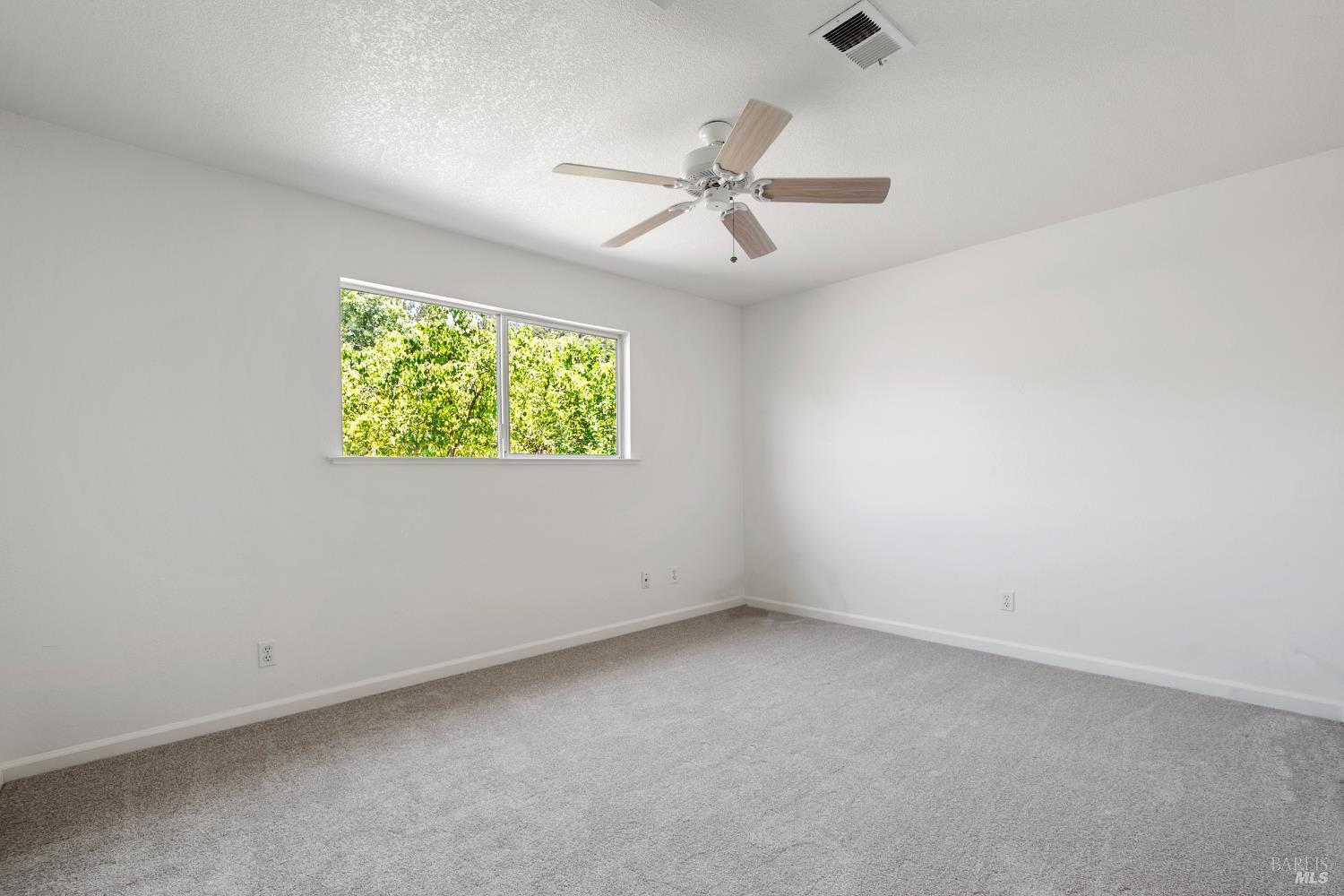 2624 Hidden Valley Dr