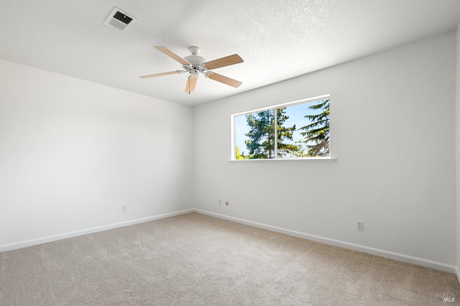 2624 Hidden Valley Dr