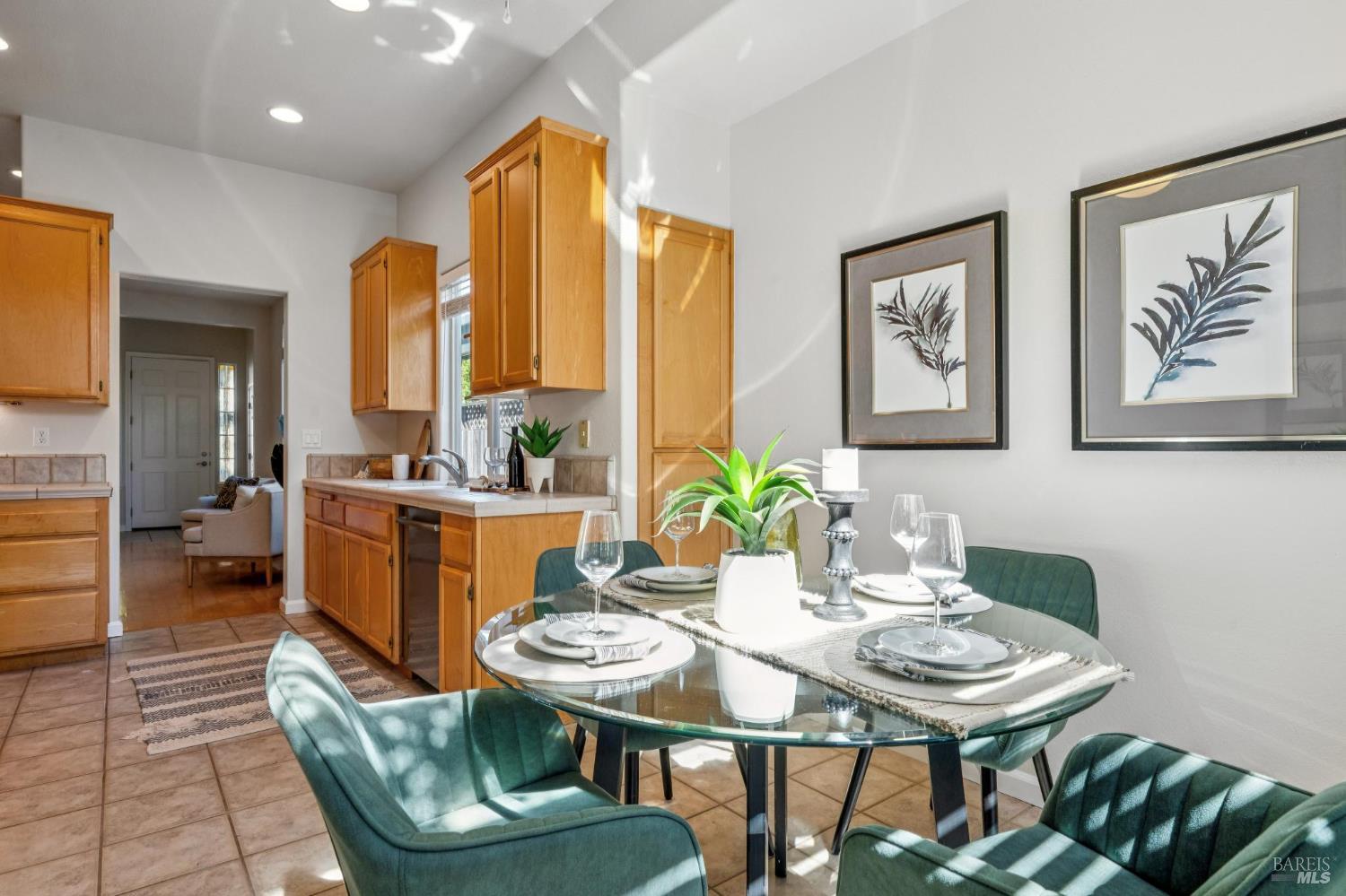 5534 Rainbow Cir