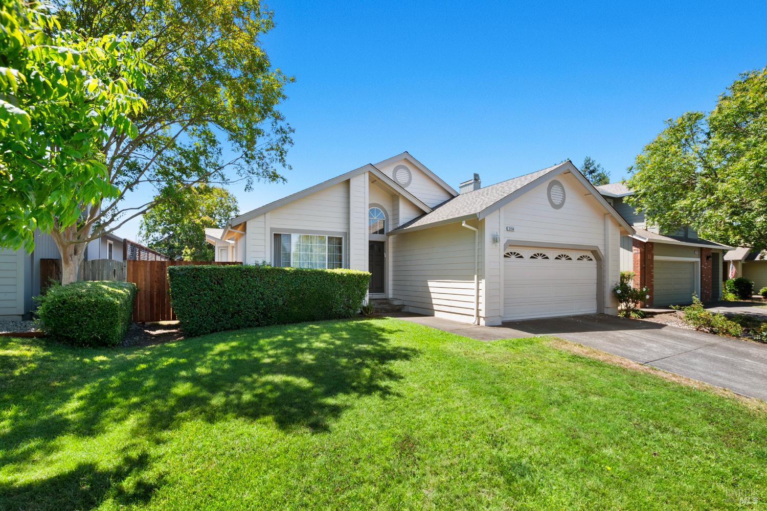 2154 NW Longhorn Cir