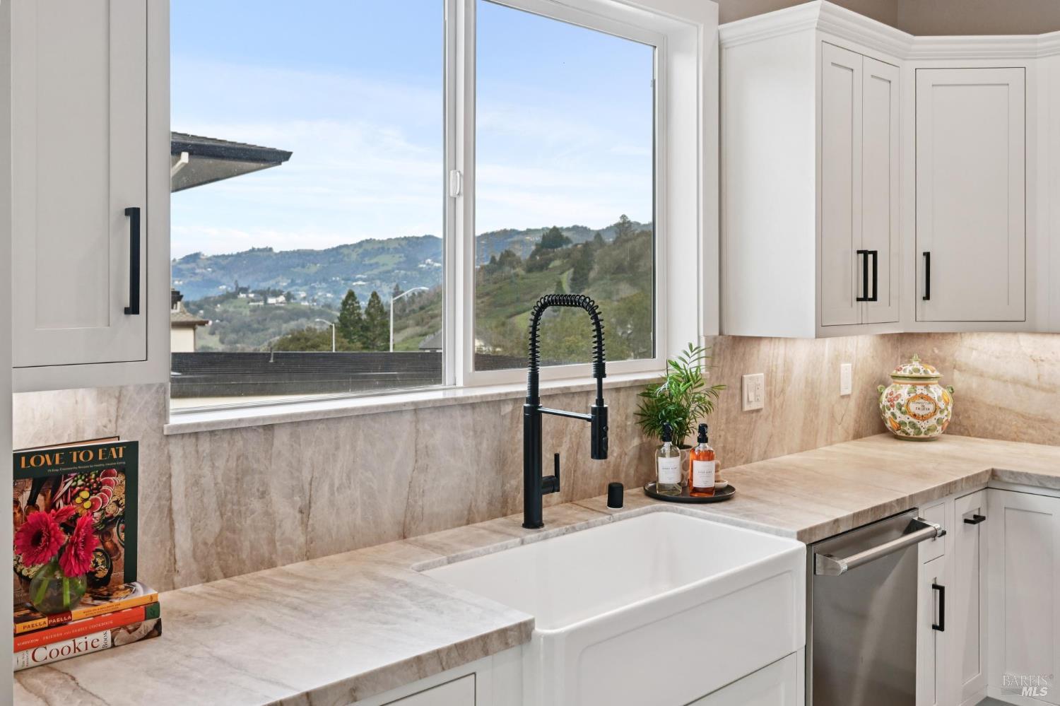 3761 Cross Creek Road