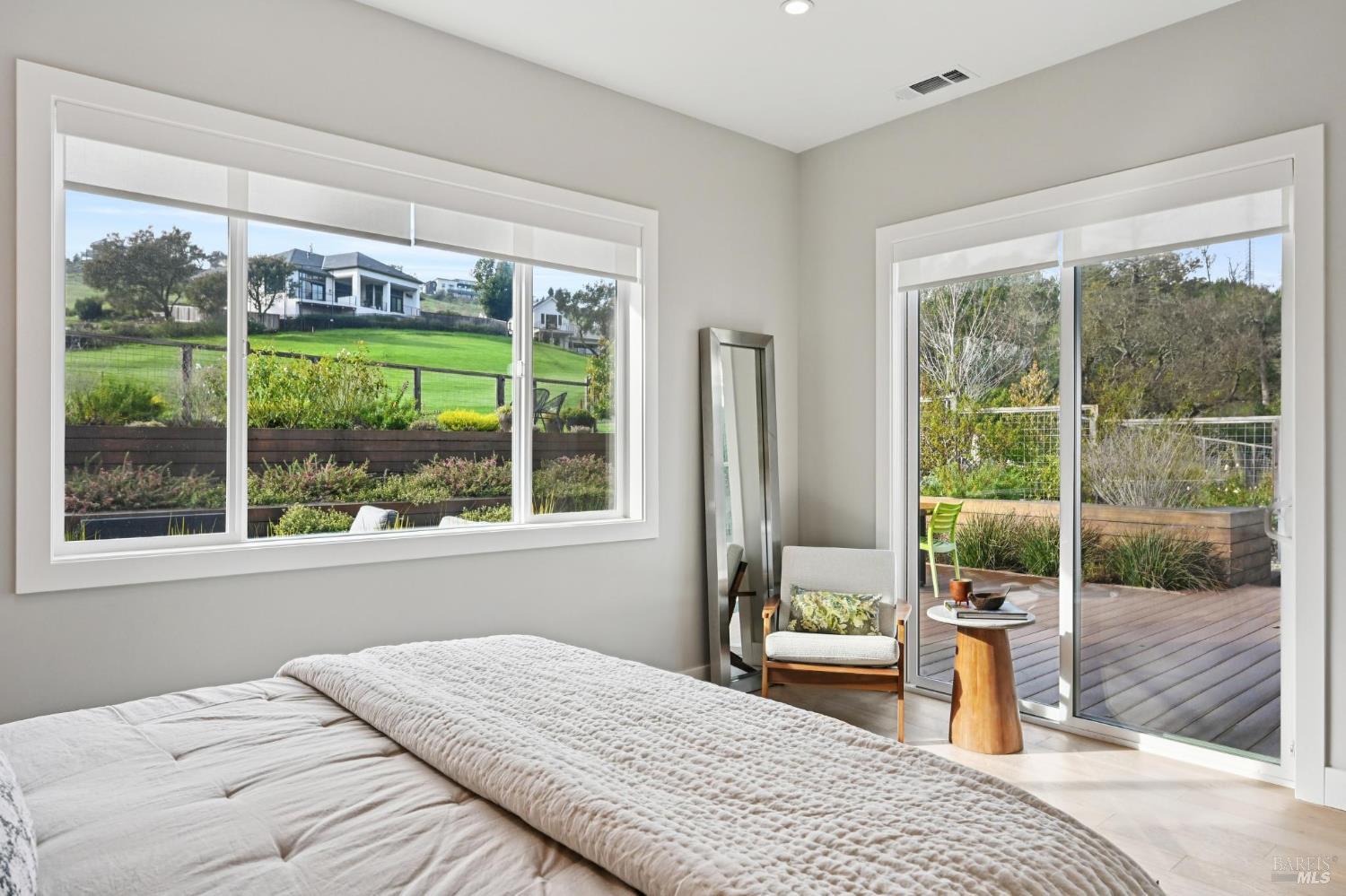 3761 Cross Creek Road