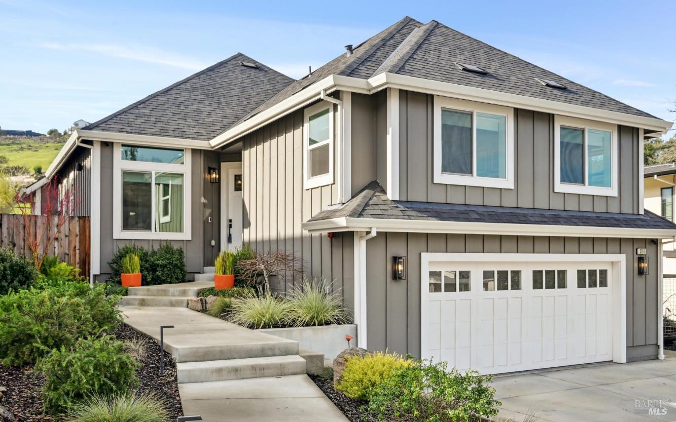 3761 Cross Creek Road