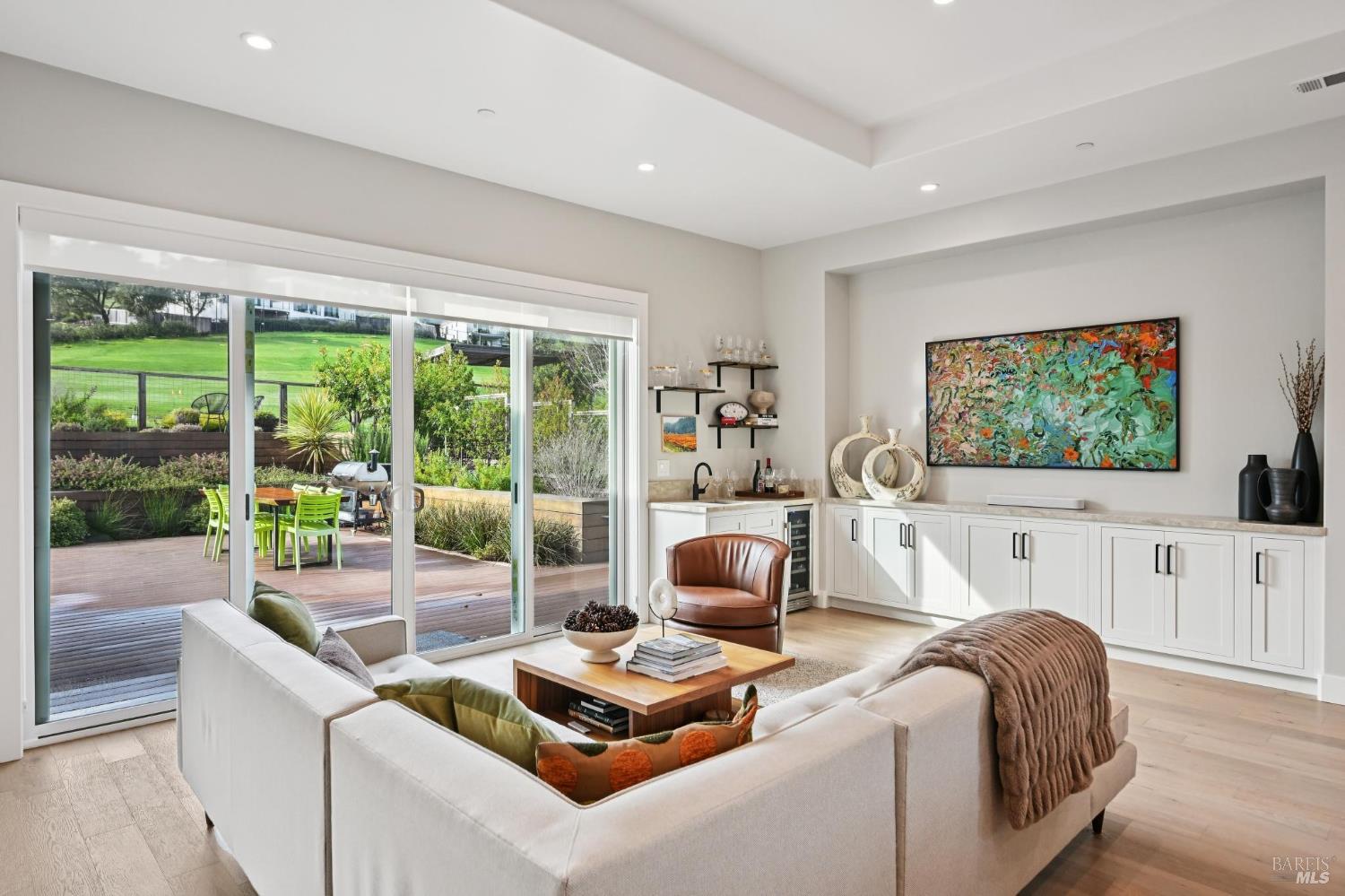 3761 Cross Creek Road