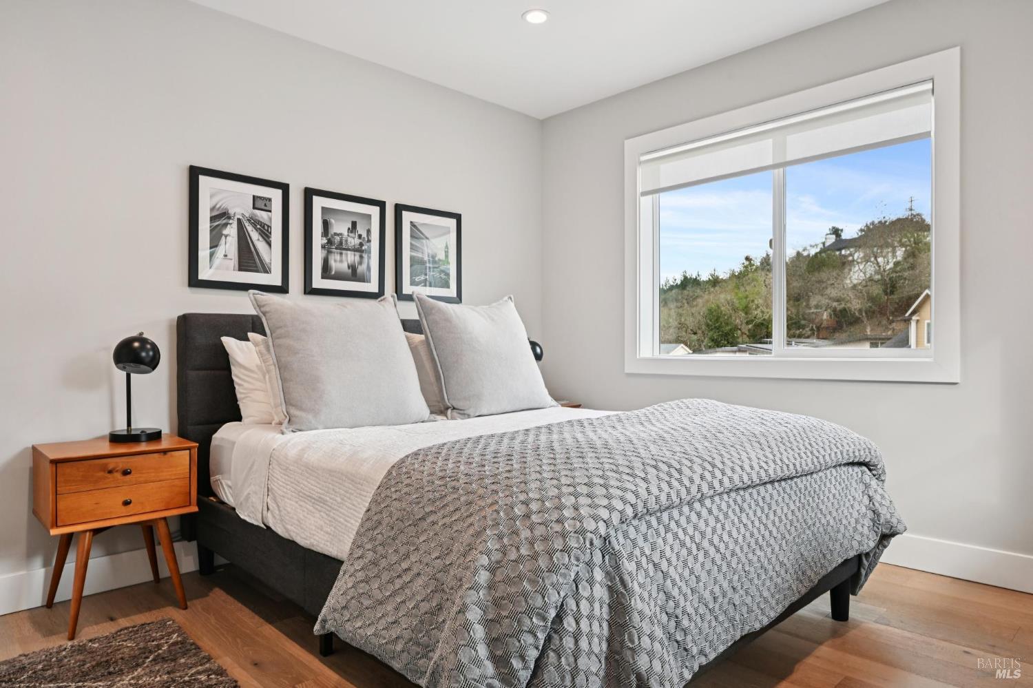 3761 Cross Creek Road