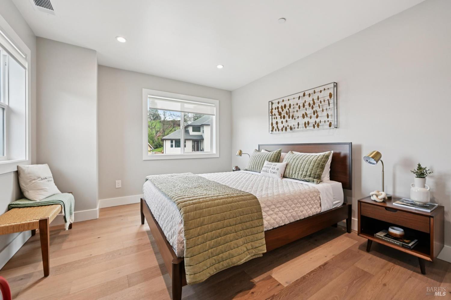 3761 Cross Creek Road