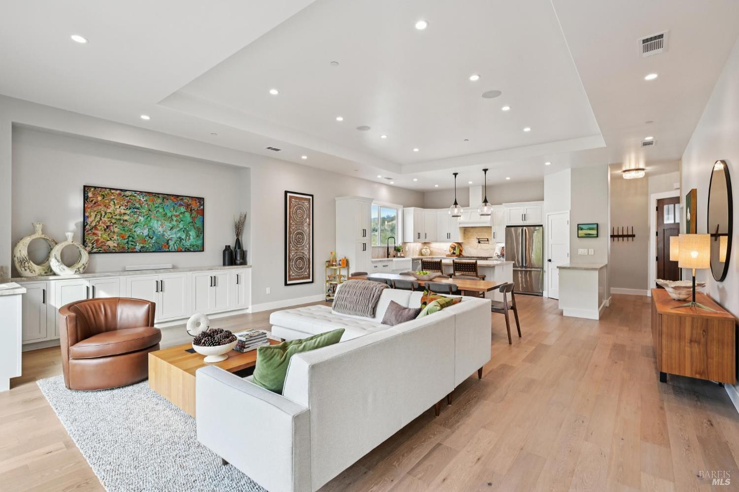 3761 Cross Creek Road