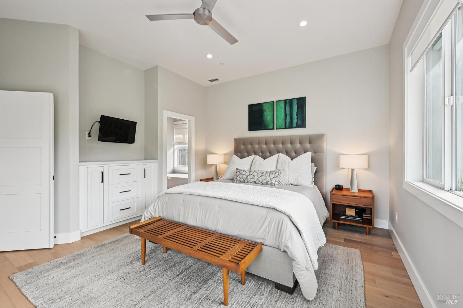 3761 Cross Creek Road