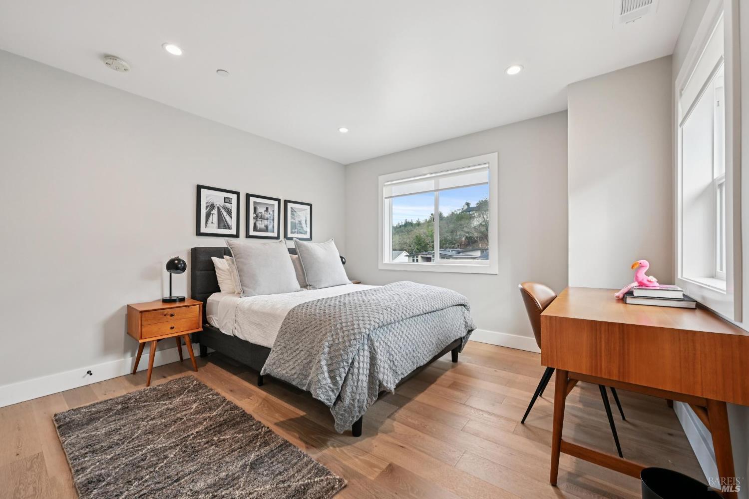 3761 Cross Creek Road