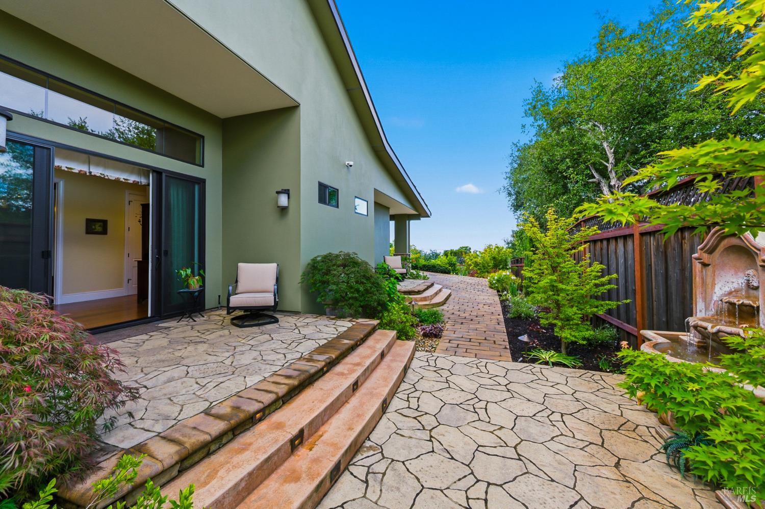 3799 Shillingford Place