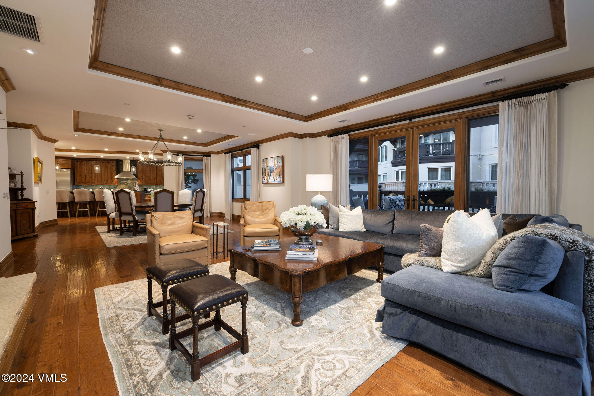 675 Lionshead Place, #201