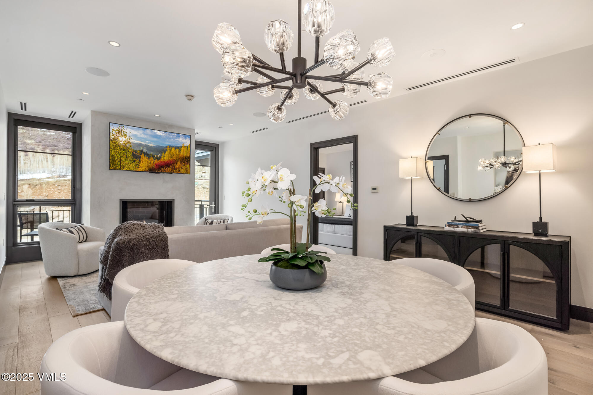 141 E Meadow Drive, PH C East