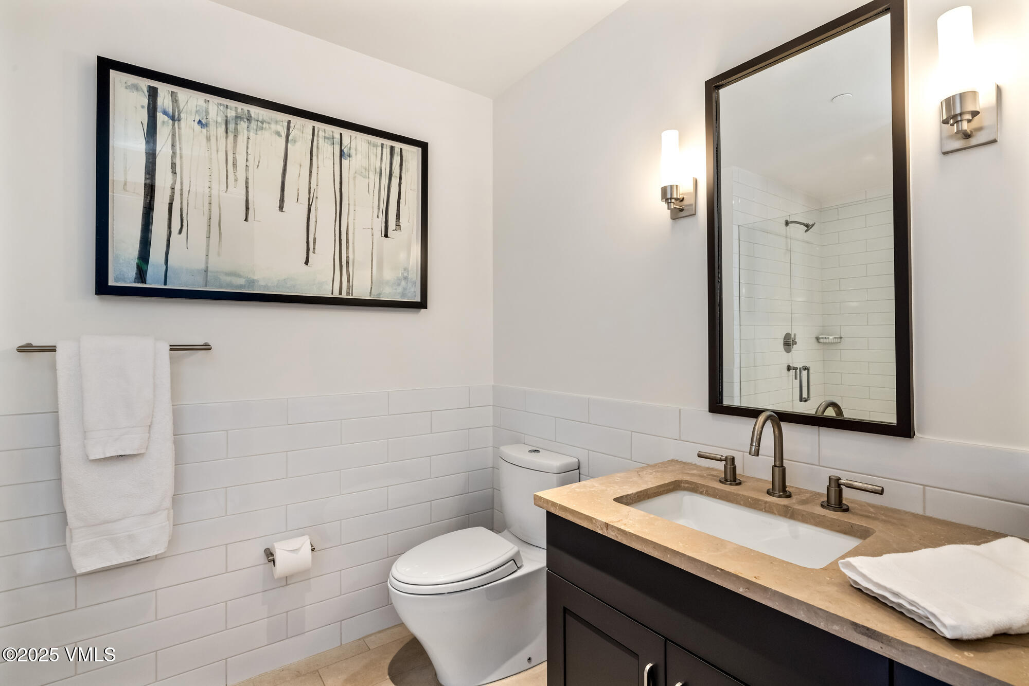 141 E Meadow Drive, PH C East