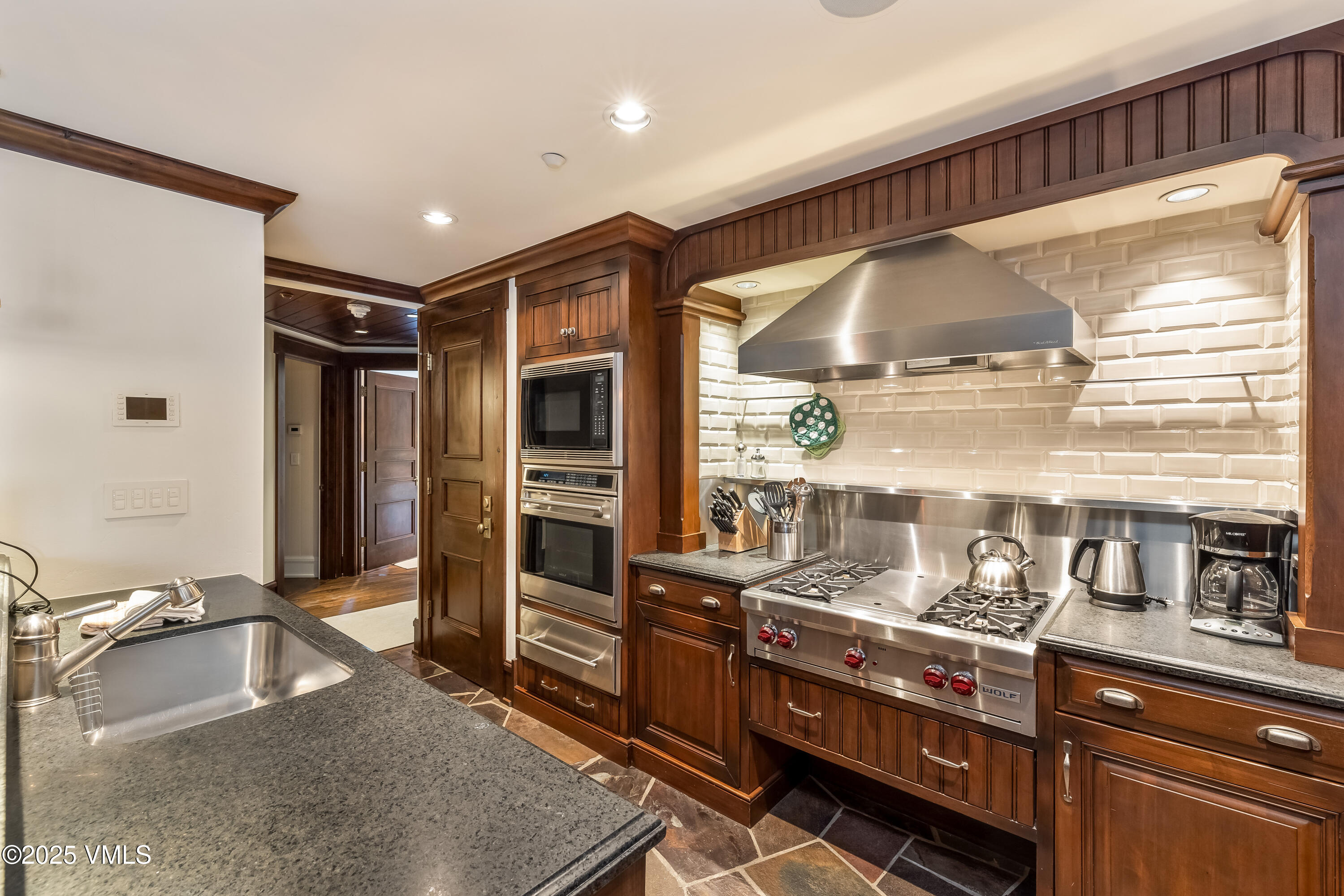 1 Willow Bridge Road, 36, Vail Unit: 36