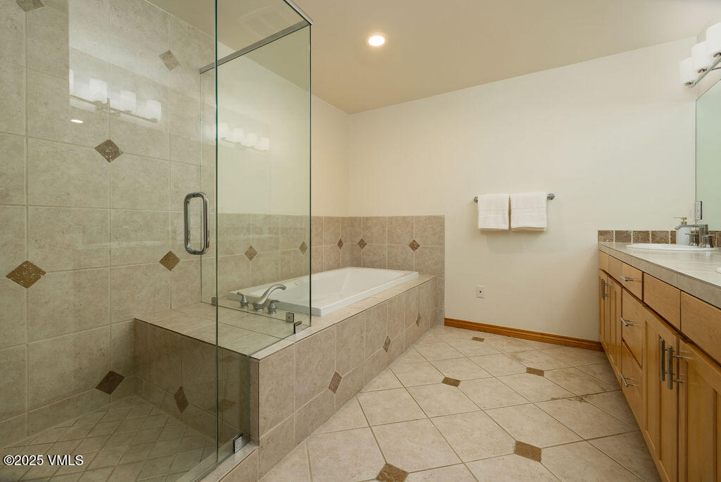1488 Deer Boulevard, B, Eagle-Vail Unit: B