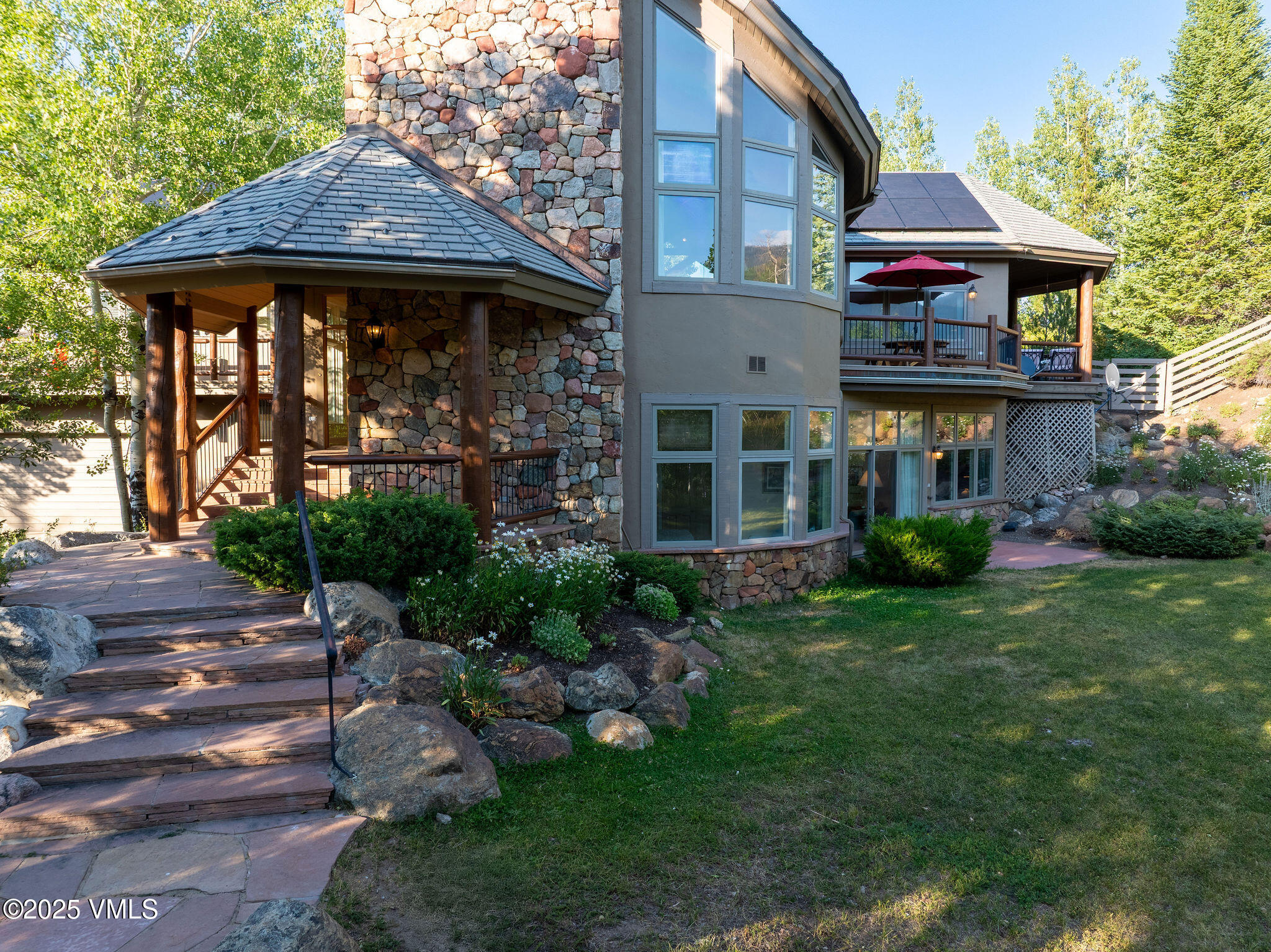 40 Holy Cross Drive