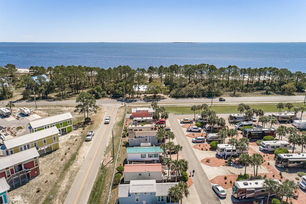 1843 Hwy 98 W # 75, 32322 Unit: 75