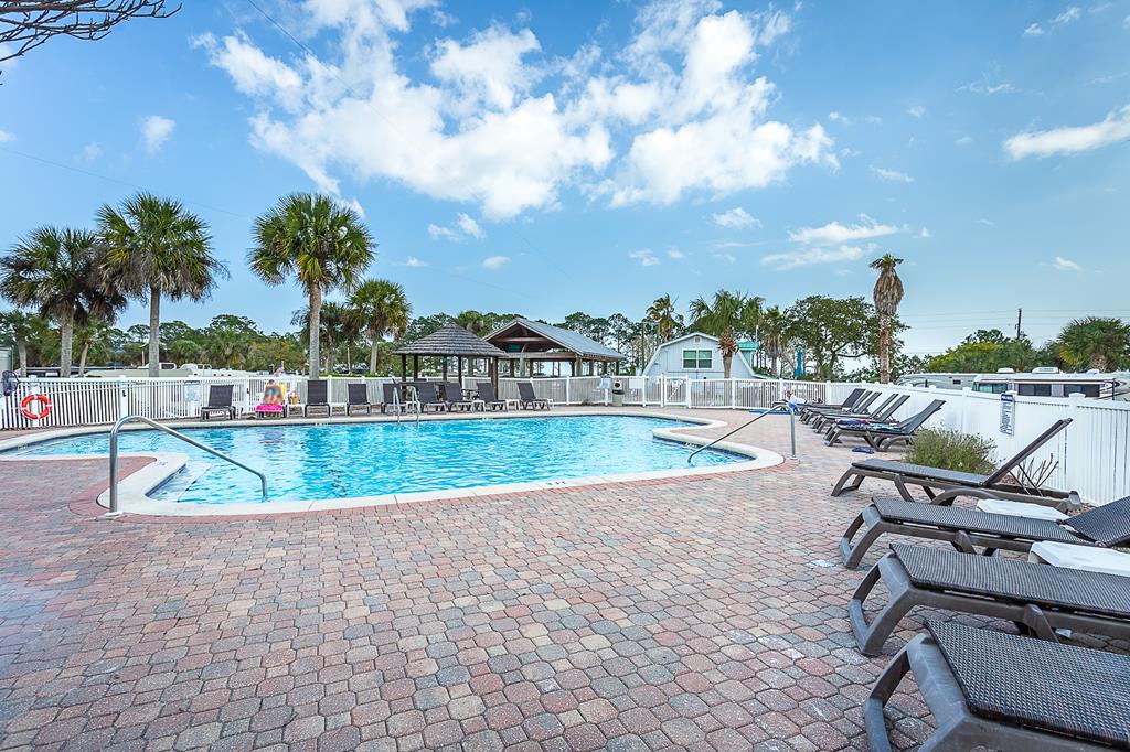 1843 Hwy 98 W # 75, 32322 Unit: 75