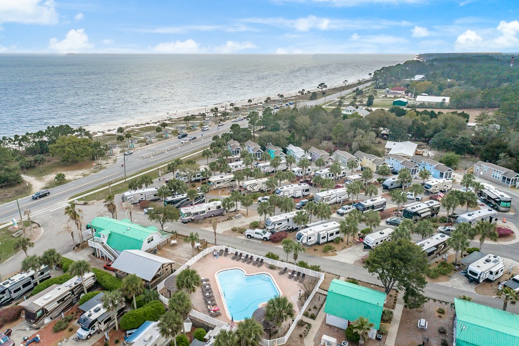 1843 Hwy 98 W # 75, 32322 Unit: 75